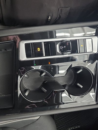 2024 Volkswagen Atlas 2.0T Peak Edition SE w/Technology