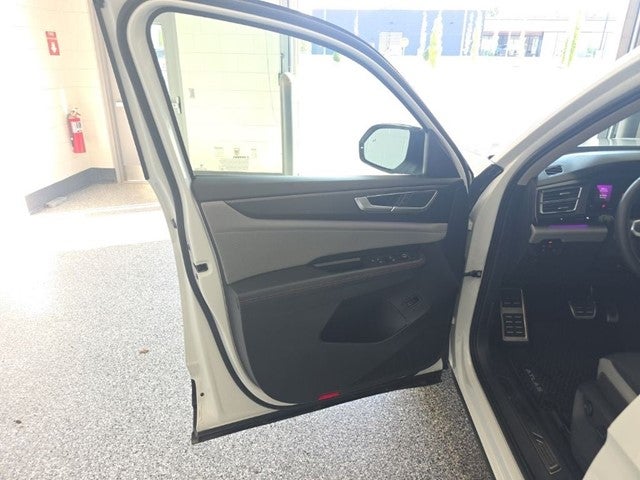 2024 Volkswagen Atlas 2.0T Peak Edition SE w/Technology
