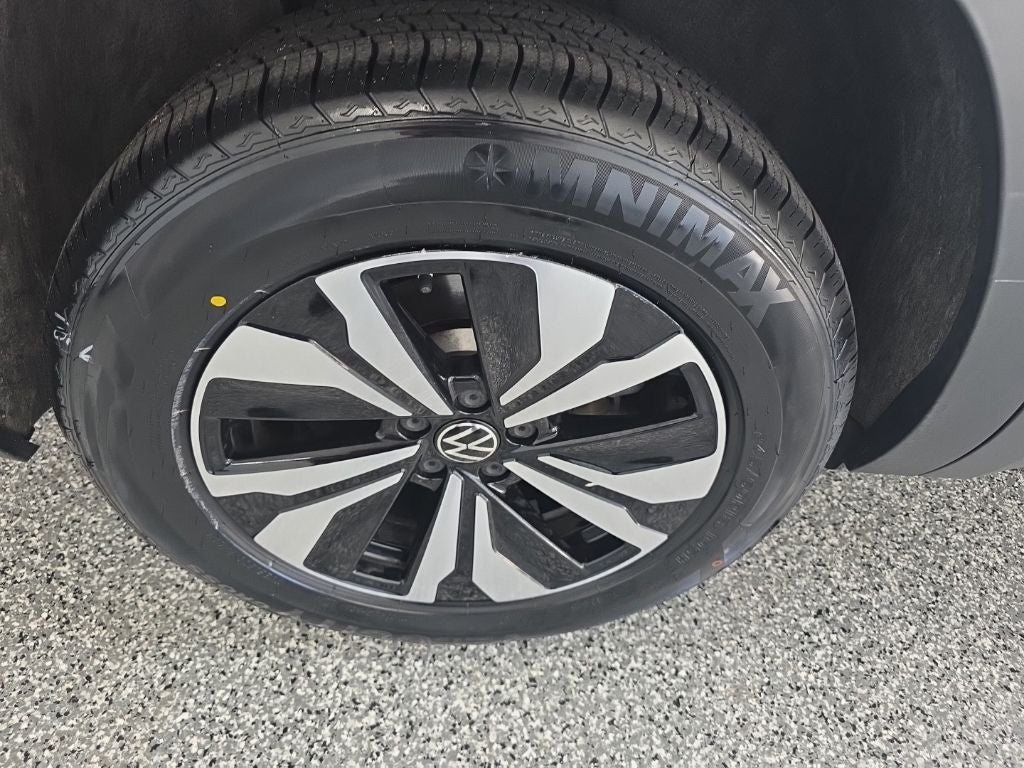 2024 Volkswagen Atlas 2.0T SE