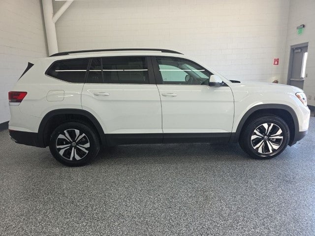 2024 Volkswagen Atlas 2.0T SE