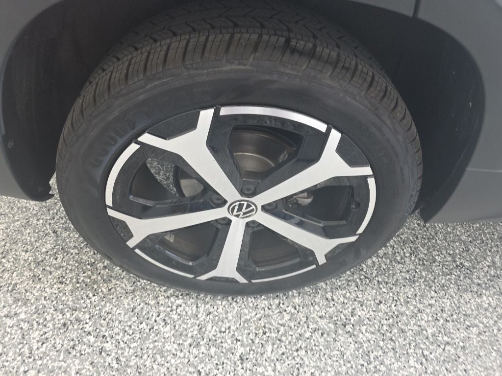 2026 Volkswagen Taos 1.5T SEL