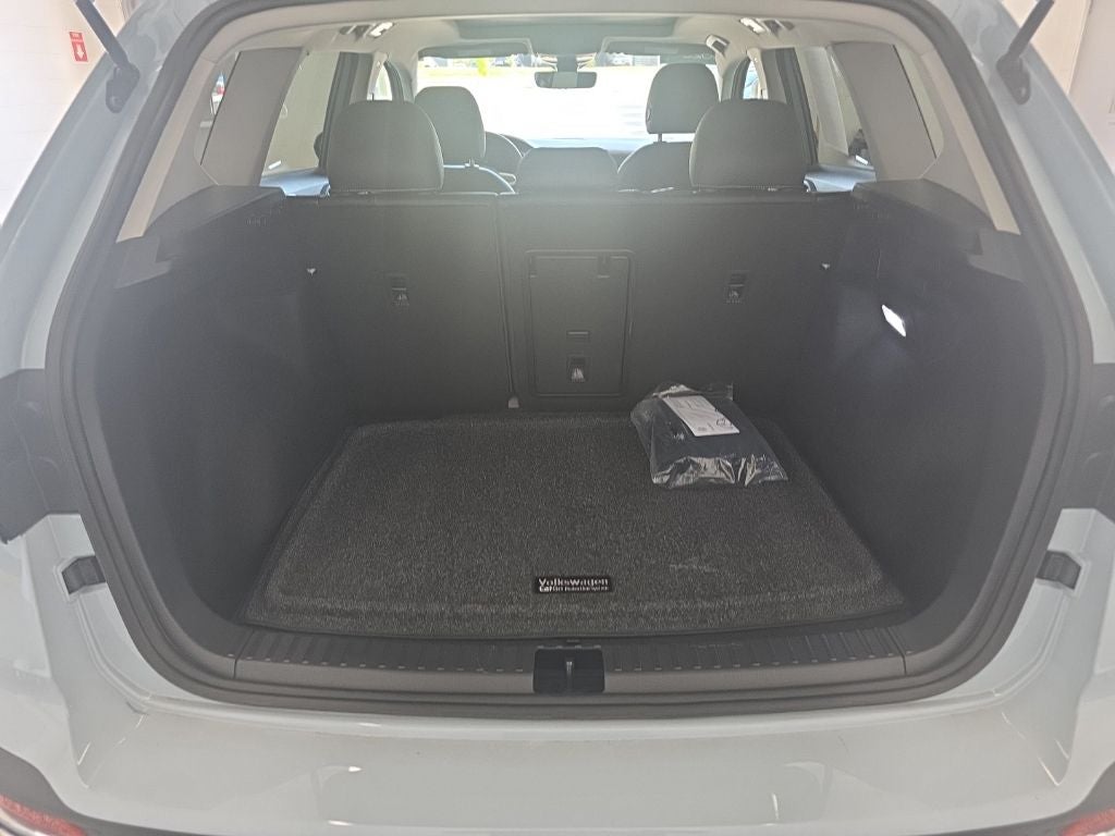 2026 Volkswagen Taos 1.5T SEL