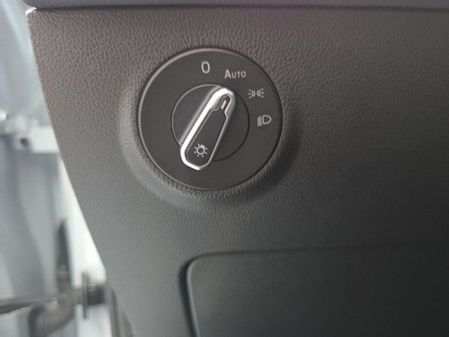 2026 Volkswagen Taos 1.5T SEL