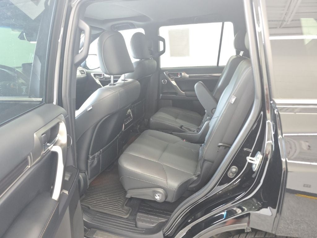 2023 Lexus GX 460 Luxury