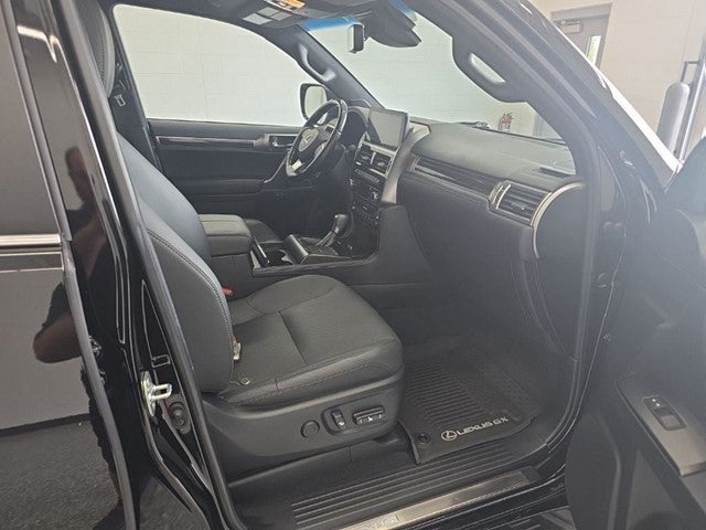 2023 Lexus GX 460 Luxury