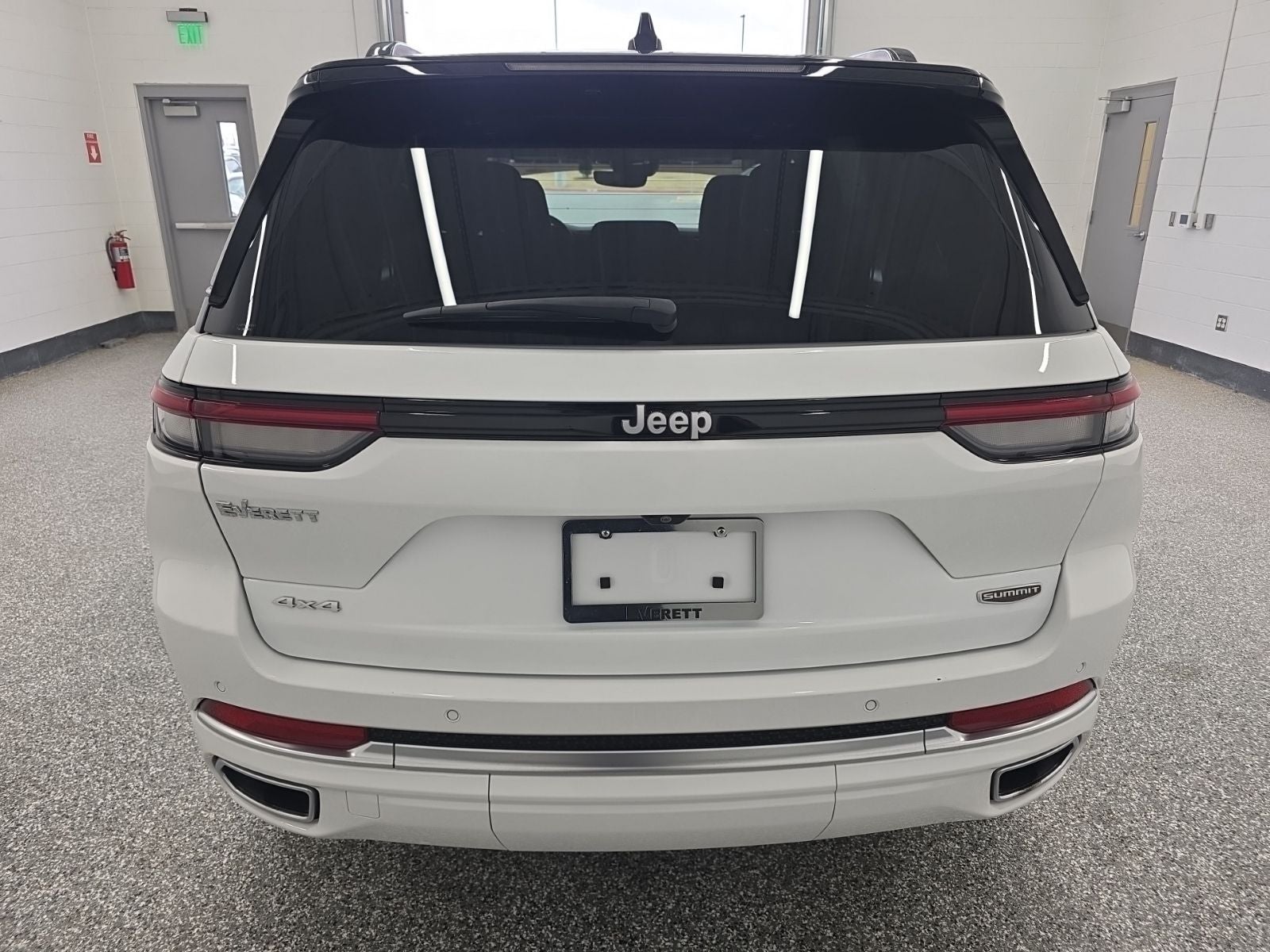 2024 Jeep Grand Cherokee Summit