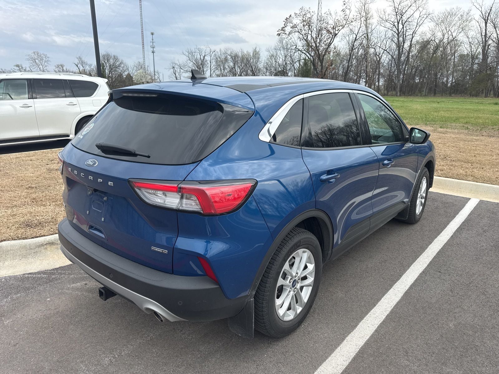 2022 Ford Escape Hybrid SE