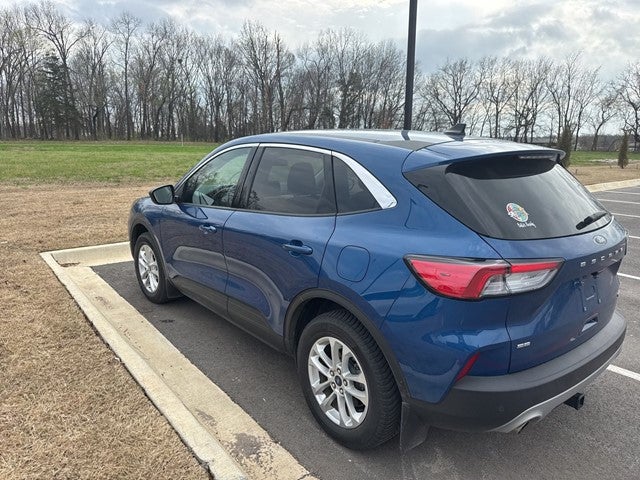 2022 Ford Escape Hybrid SE