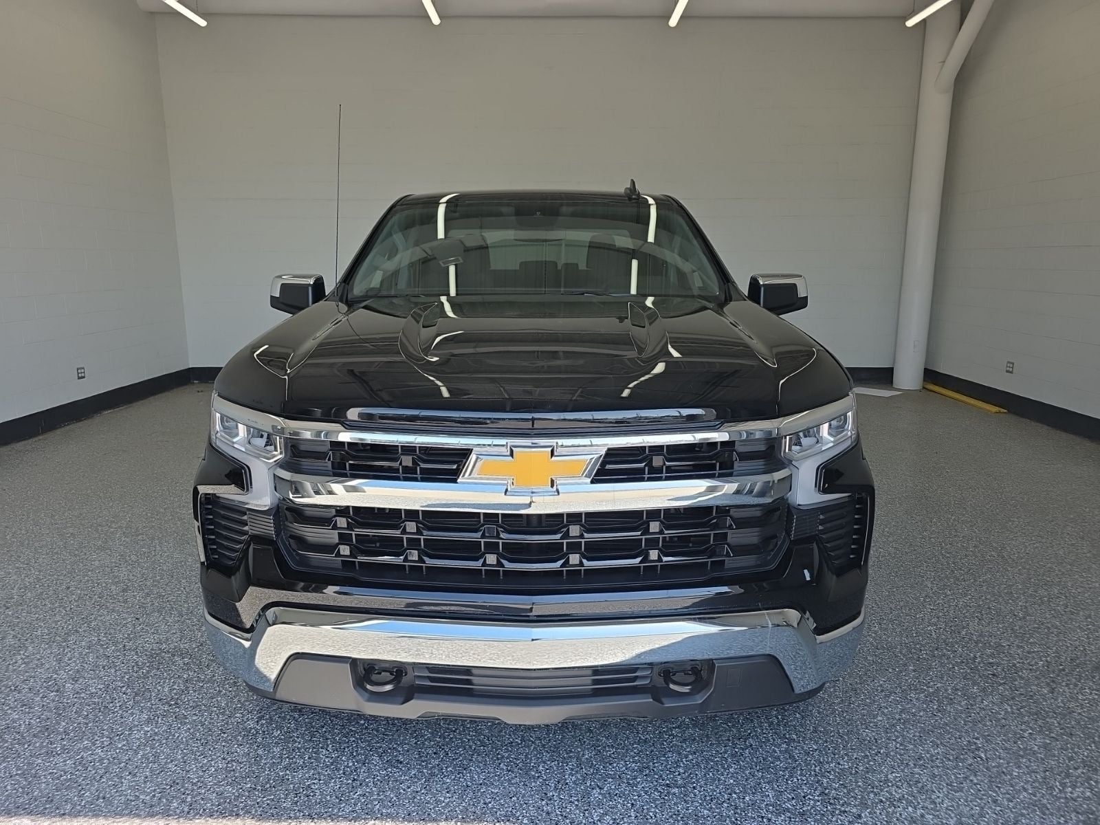 2025 Chevrolet Silverado 1500 LT LT1