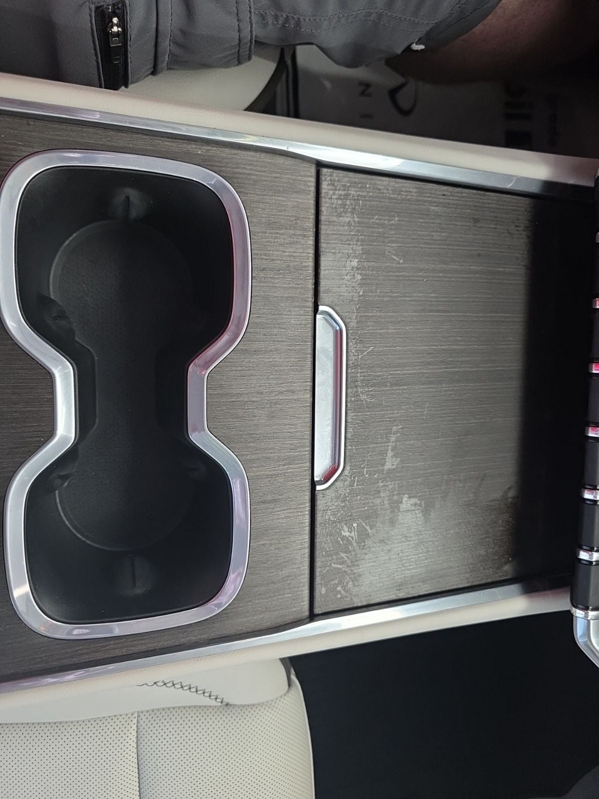 2024 GMC Acadia Denali Reserve