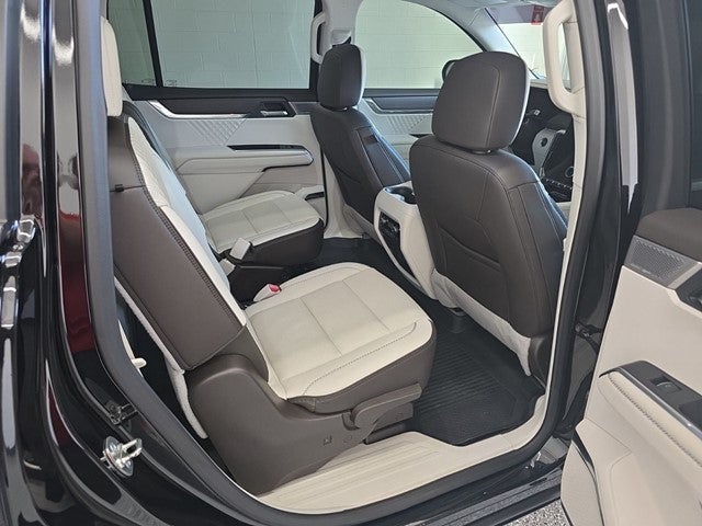 2024 GMC Acadia Denali Reserve