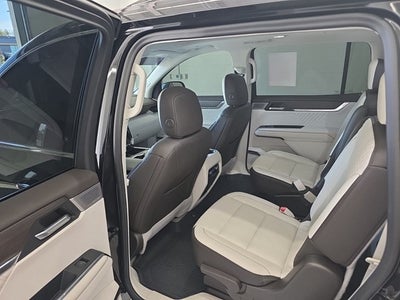 2024 GMC Acadia Denali Reserve