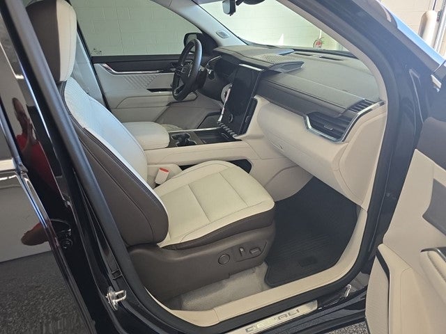 2024 GMC Acadia Denali Reserve