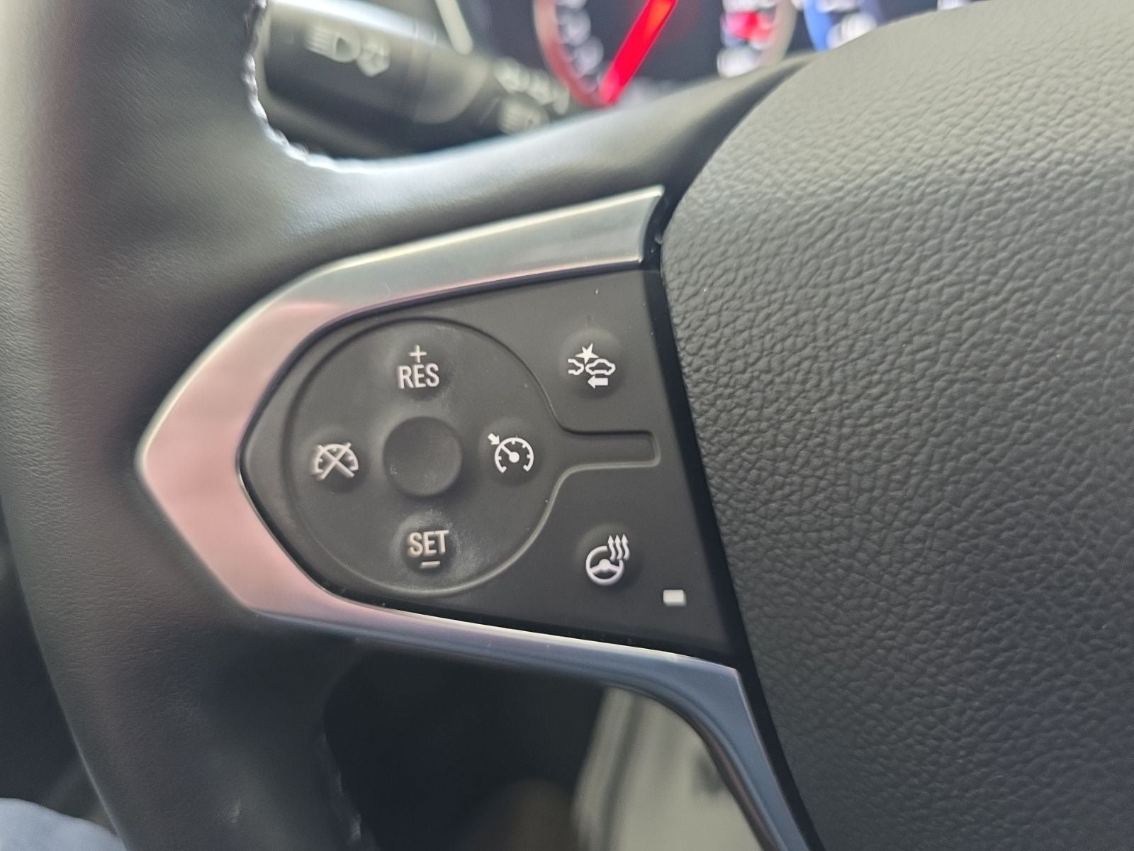 2024 Chevrolet Traverse Limited Premier