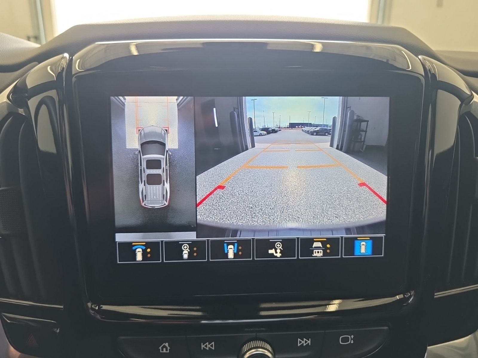 2024 Chevrolet Traverse Limited Premier