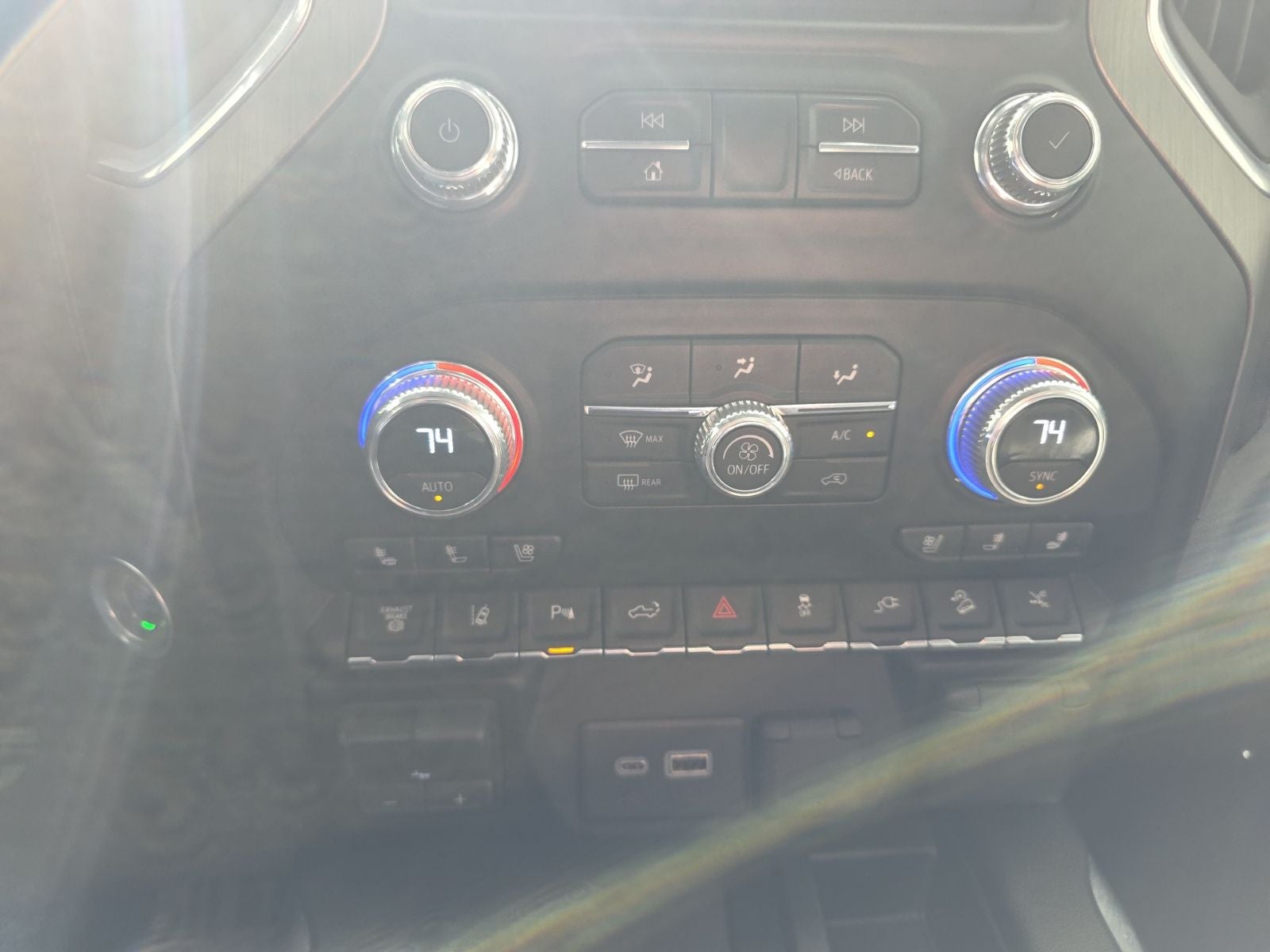 2023 GMC Sierra 2500HD Denali