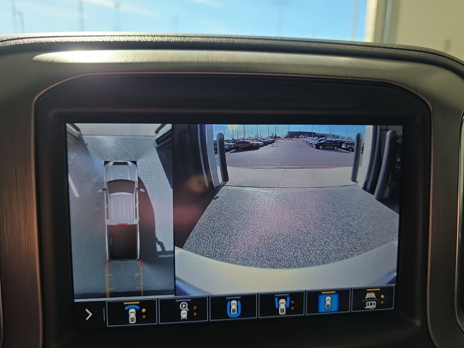 2023 GMC Sierra 2500HD Denali