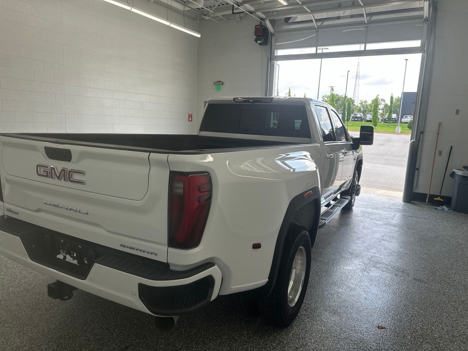 2024 GMC Sierra 3500HD Denali