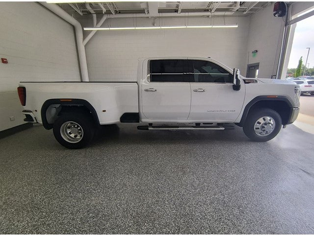 2024 GMC Sierra 3500HD Denali