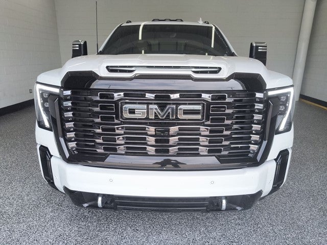 2025 GMC Sierra 2500HD Denali Ultimate
