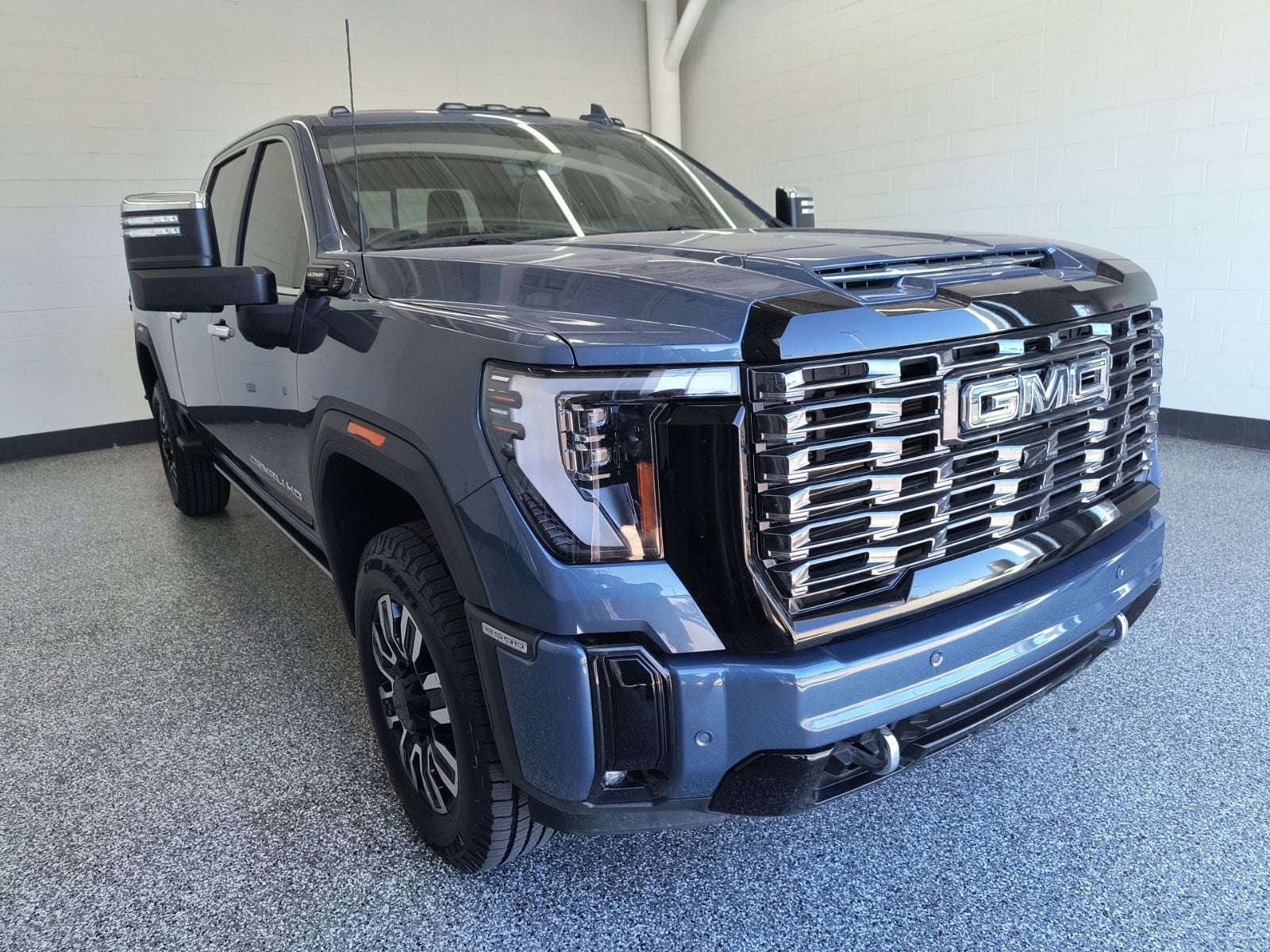 2025 GMC Sierra 2500HD Denali Ultimate