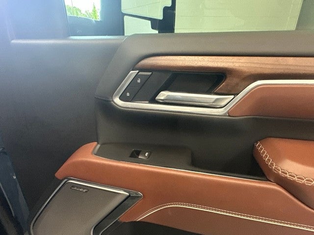 2025 GMC Sierra 2500HD Denali Ultimate