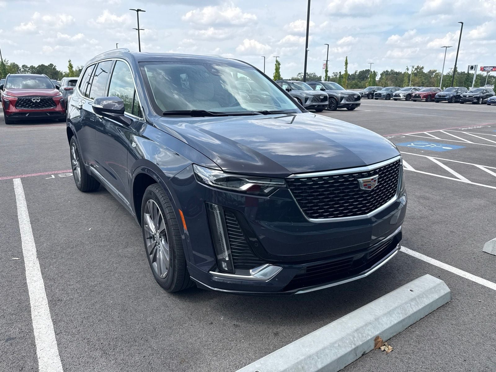 2024 Cadillac XT6 Premium Luxury
