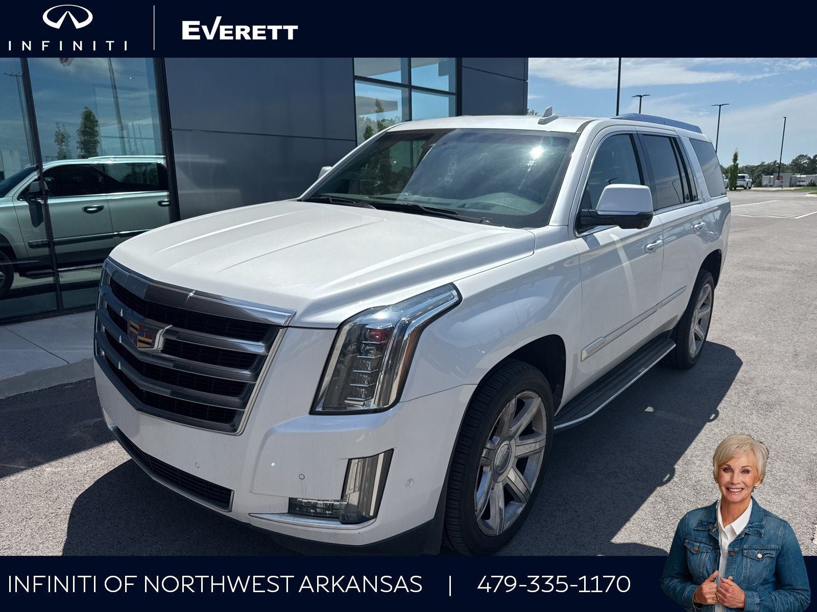 2017 Cadillac Escalade AWD Luxury's photo