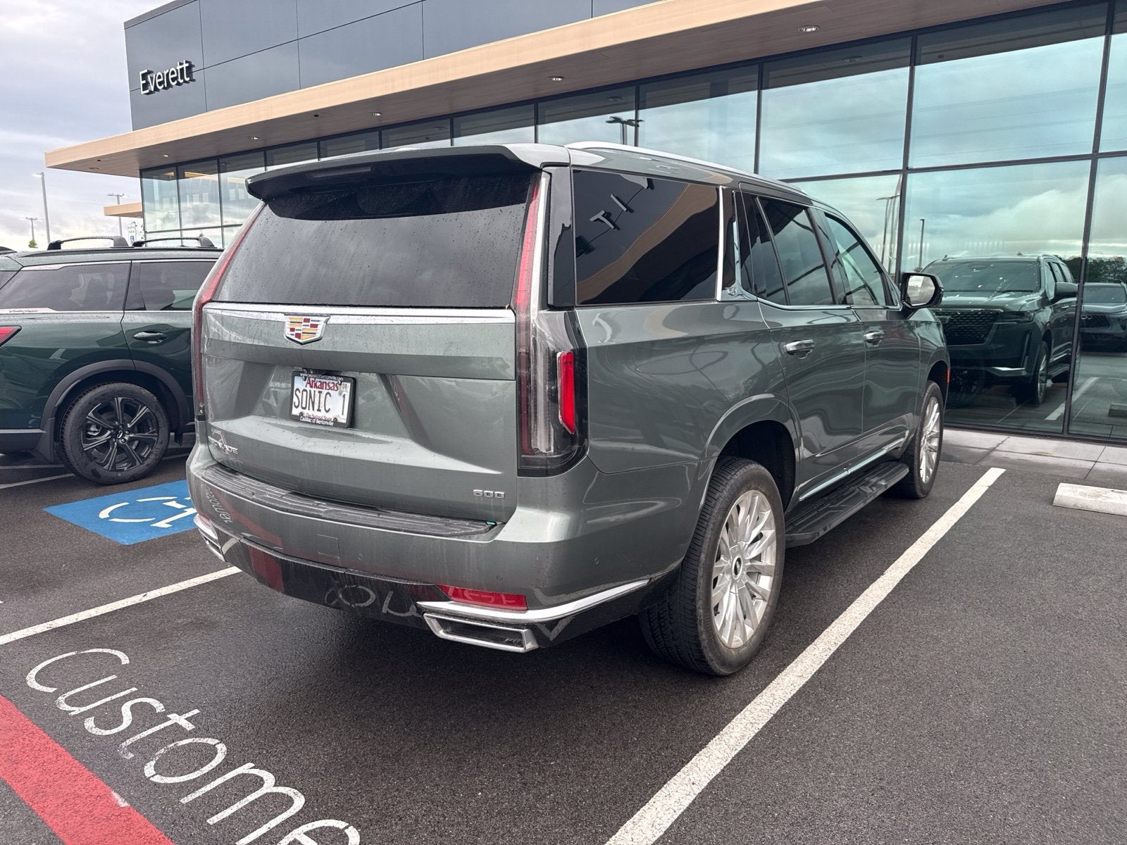 2023 Cadillac Escalade Premium Luxury