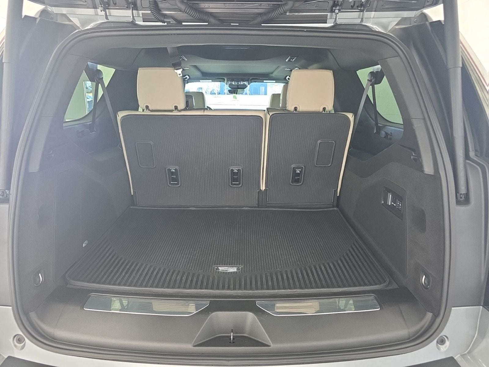 2025 Cadillac Escalade ESV Sport