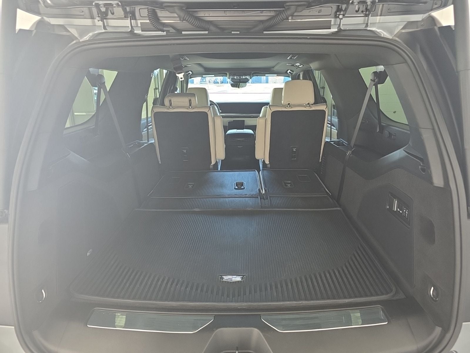 2025 Cadillac Escalade ESV Sport