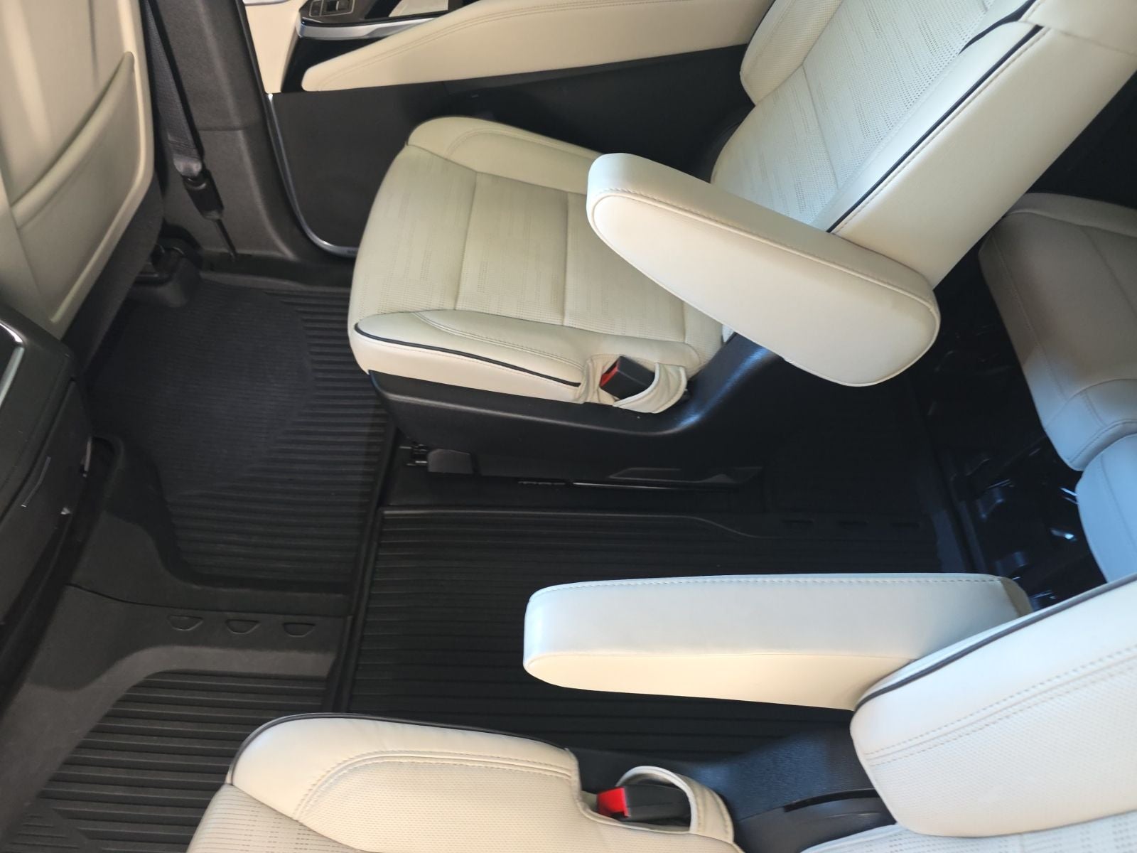 2025 Cadillac Escalade ESV Sport