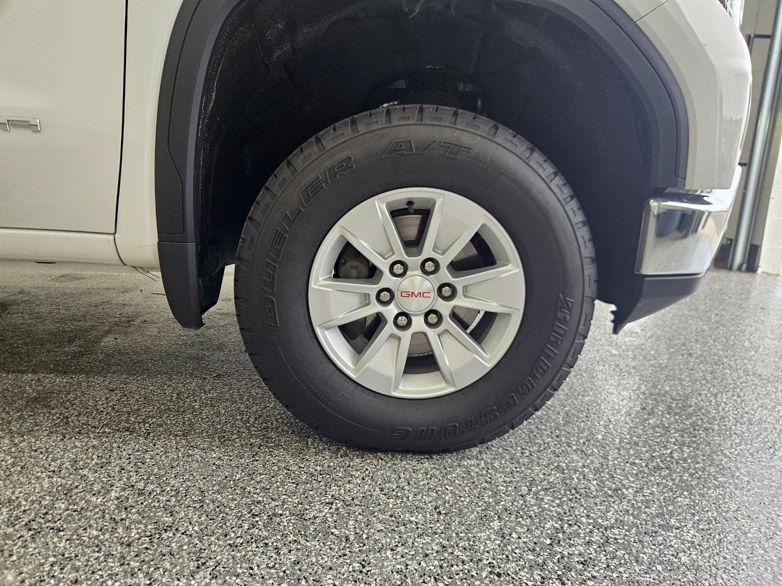 2024 GMC Sierra 1500 SLE