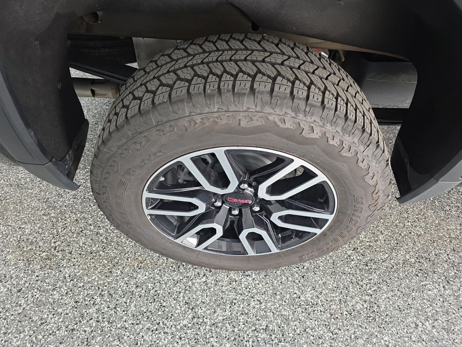 2025 GMC Sierra 1500 AT4