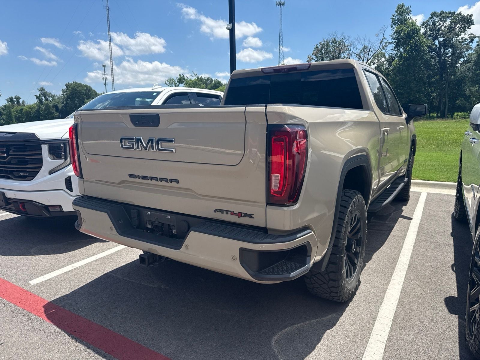 2023 GMC Sierra 1500 AT4X