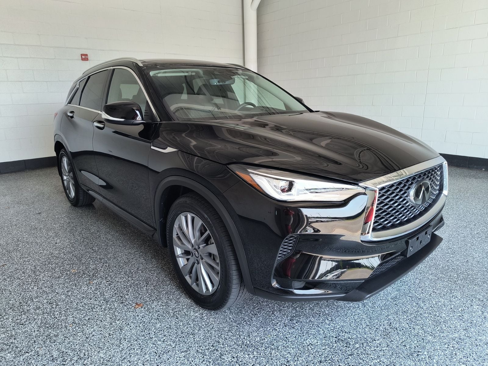 2025 INFINITI QX50 LUXE