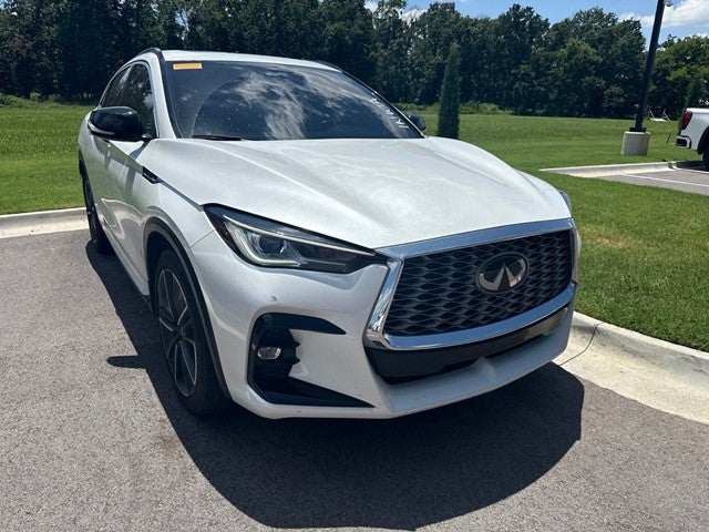 2023 INFINITI QX55 LUXE