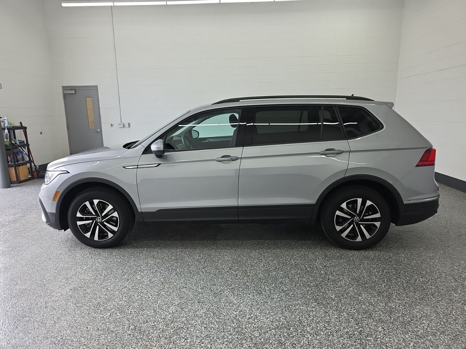2023 Volkswagen Tiguan 2.0T S