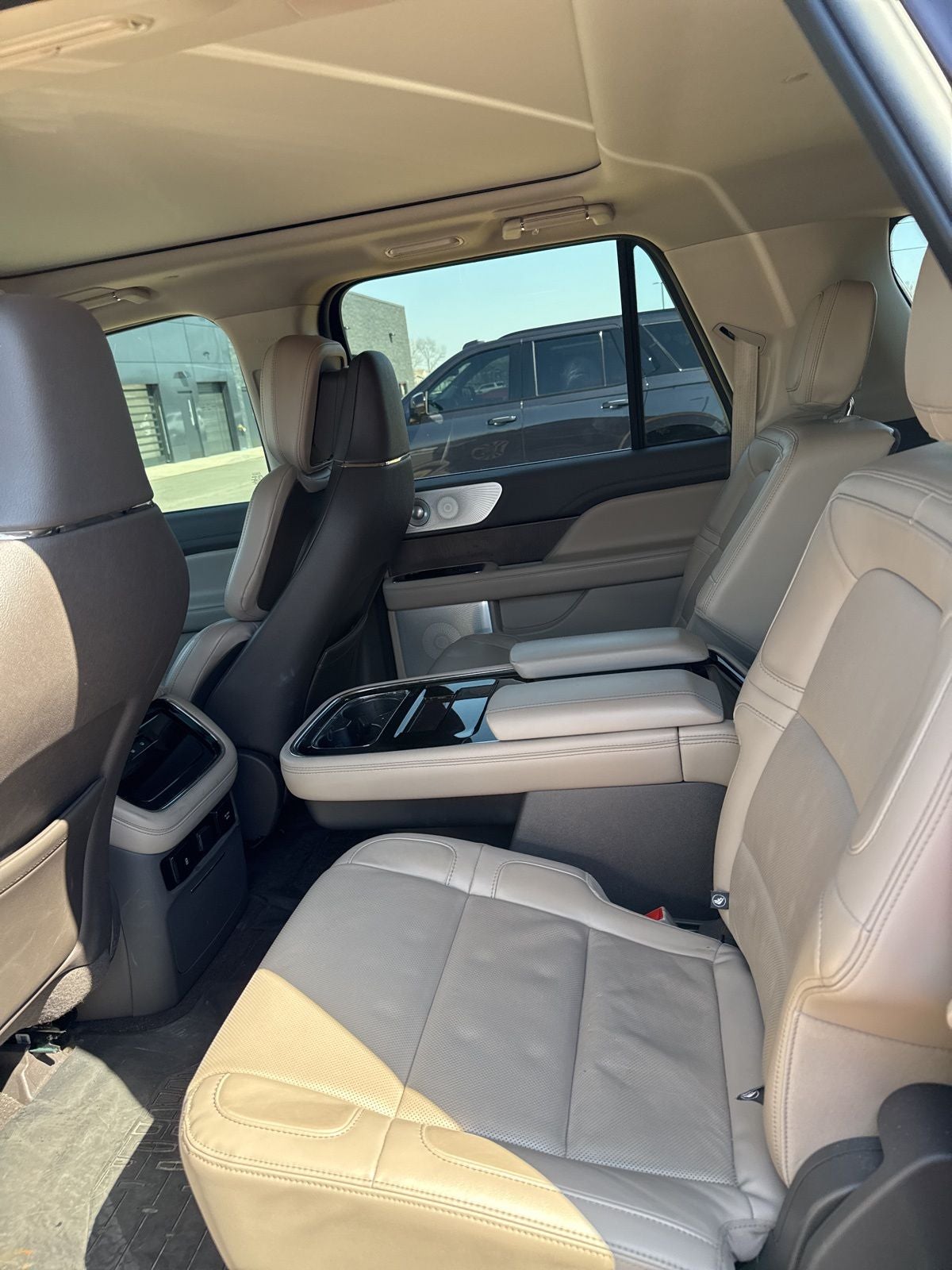 2024 Lincoln Navigator L L Reserve