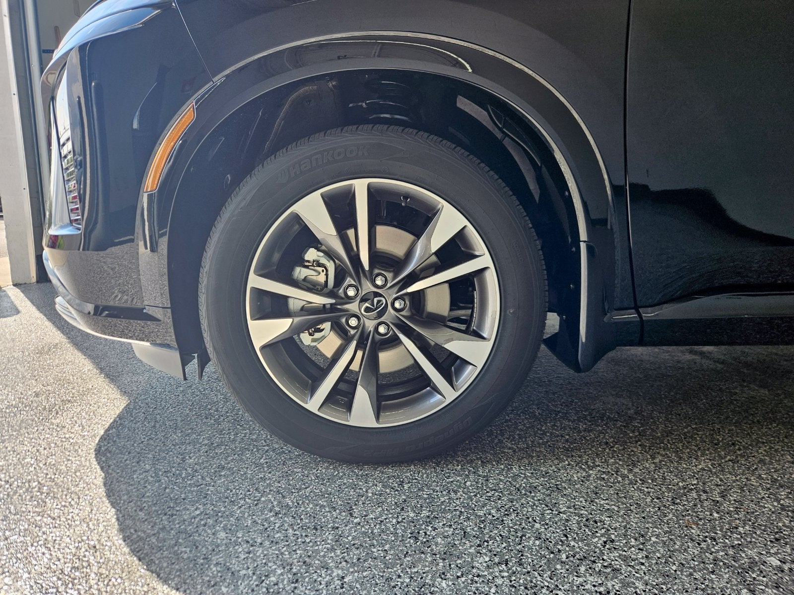2027 INFINITI QX65 LUXE AWD