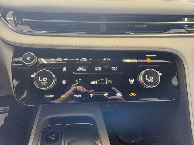 2027 INFINITI QX65 LUXE AWD