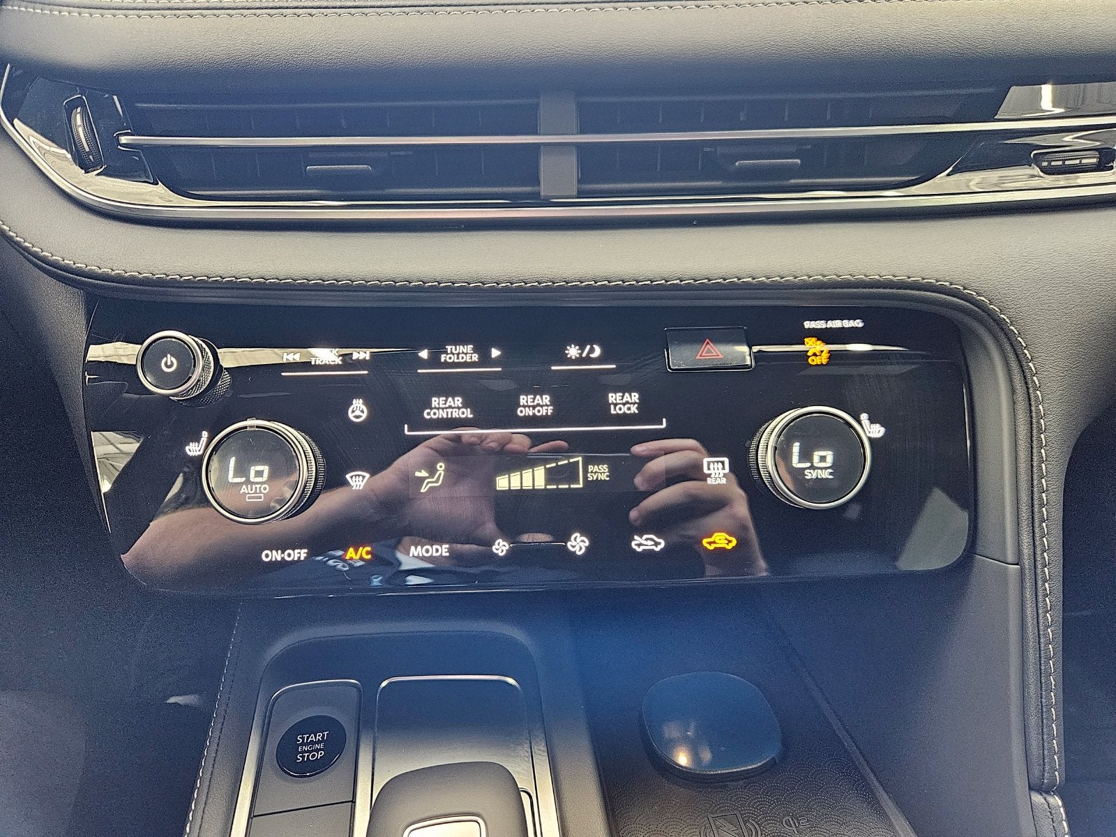 2027 INFINITI QX65 LUXE