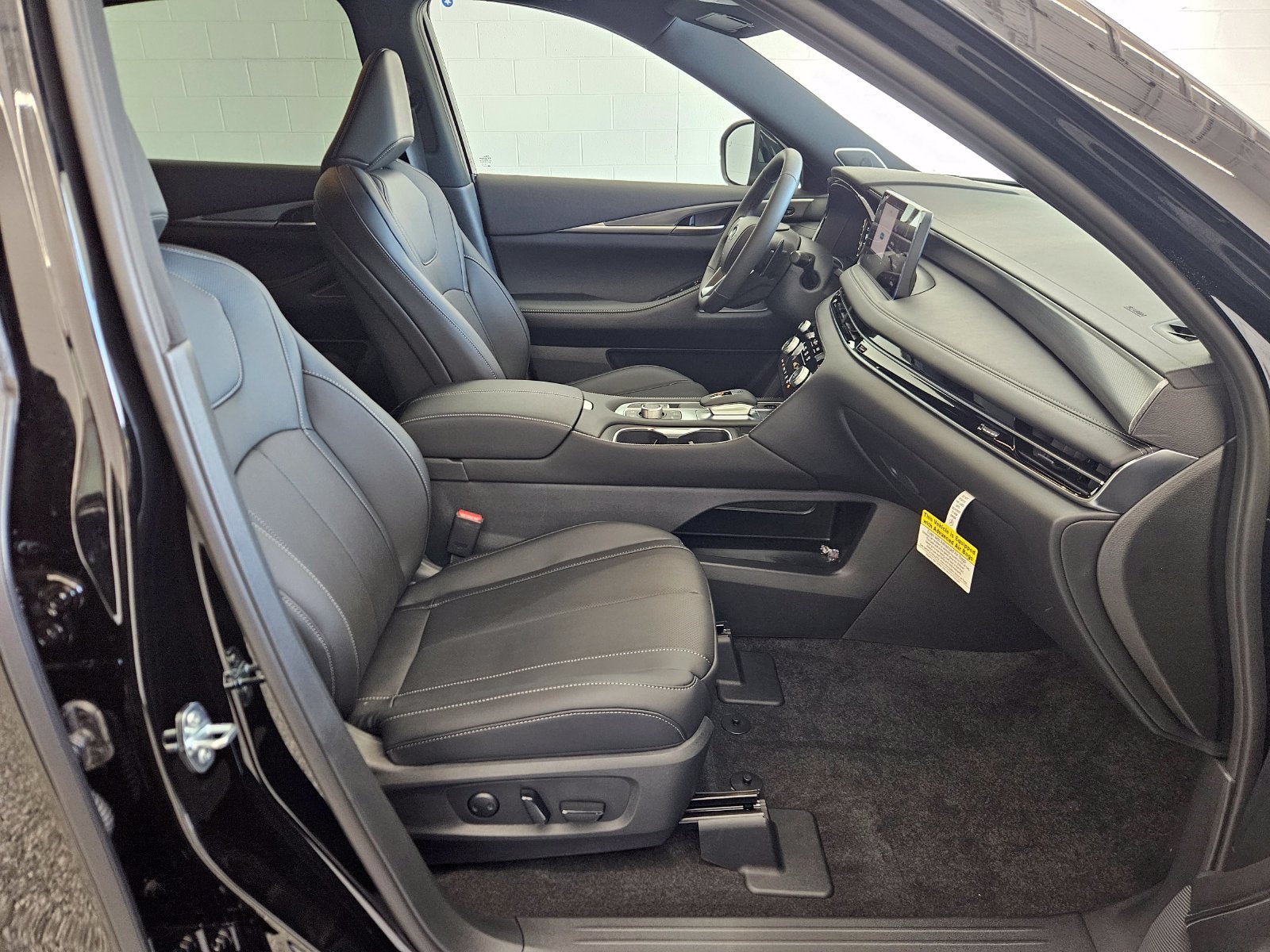 2027 INFINITI QX65 LUXE