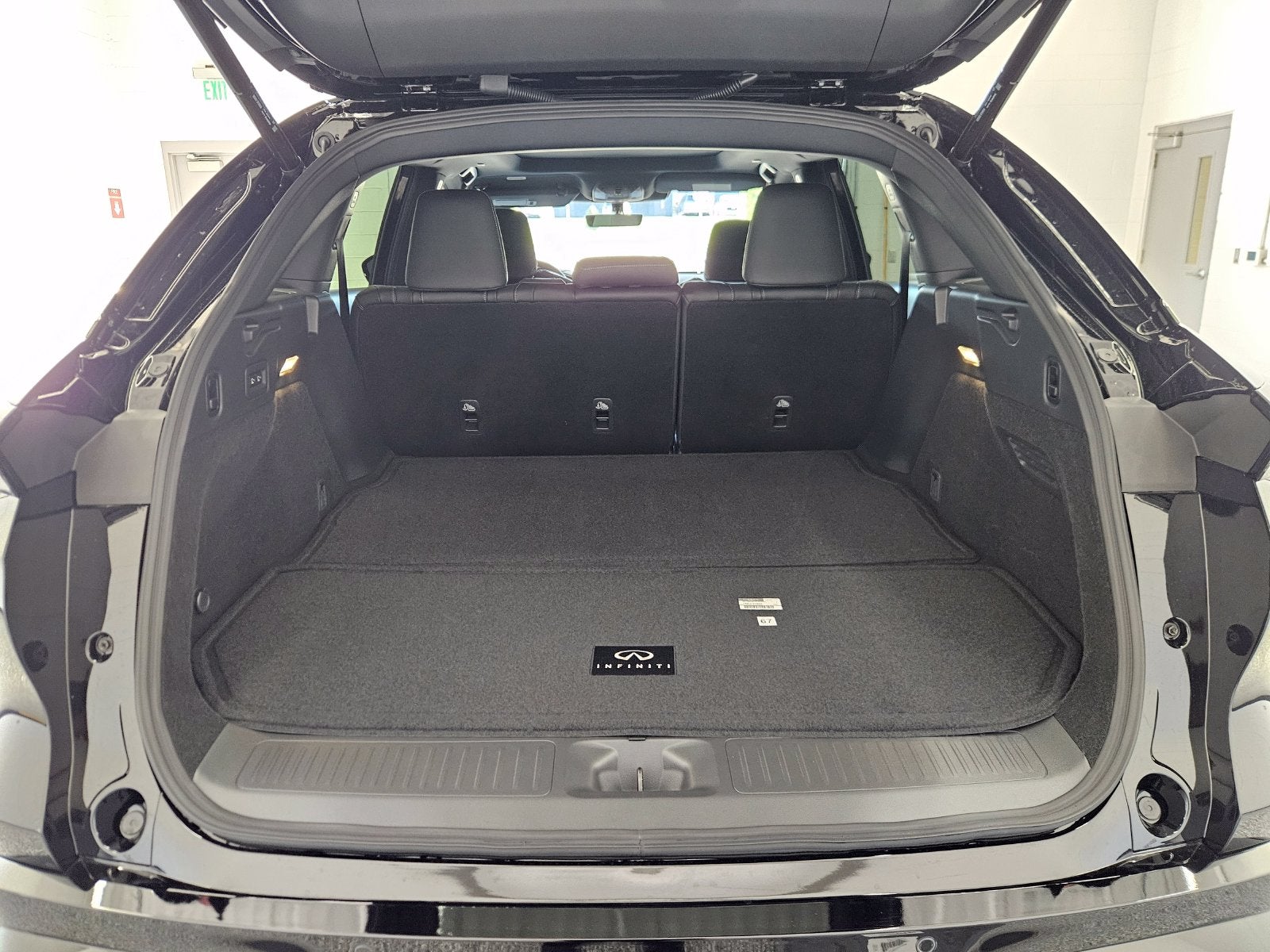2027 INFINITI QX65 LUXE