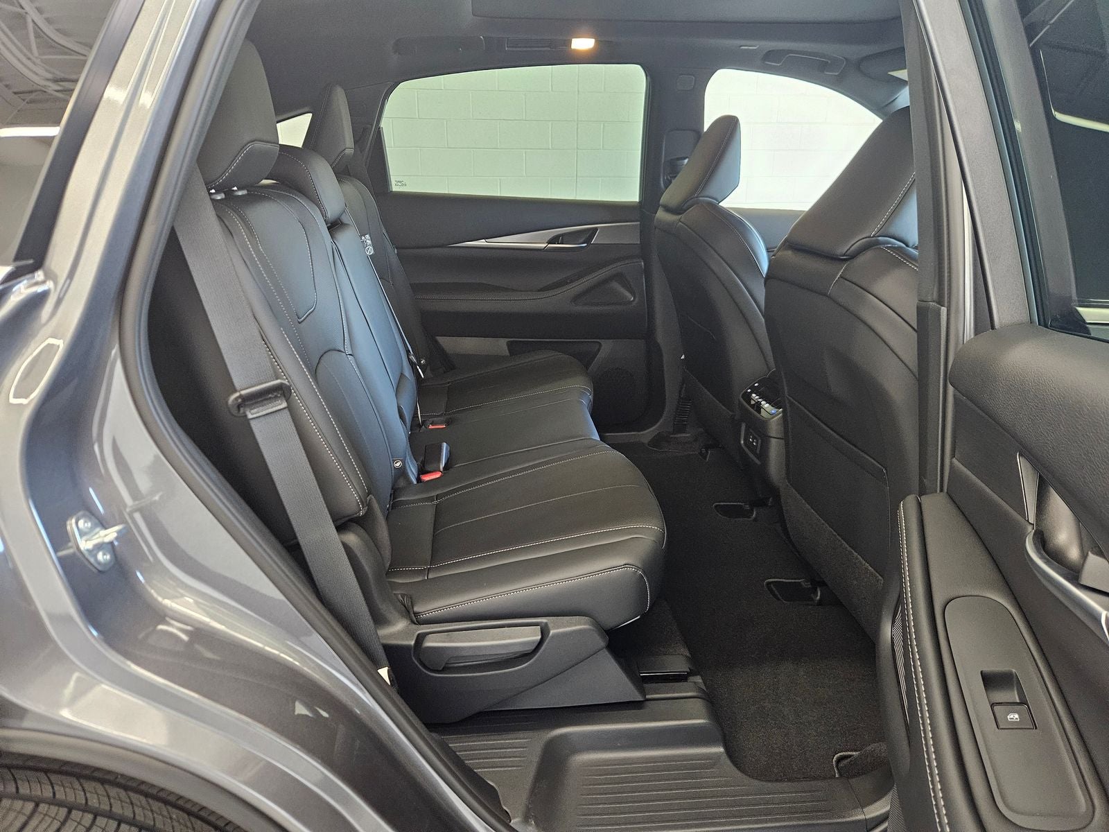 2027 INFINITI QX65 LUXE