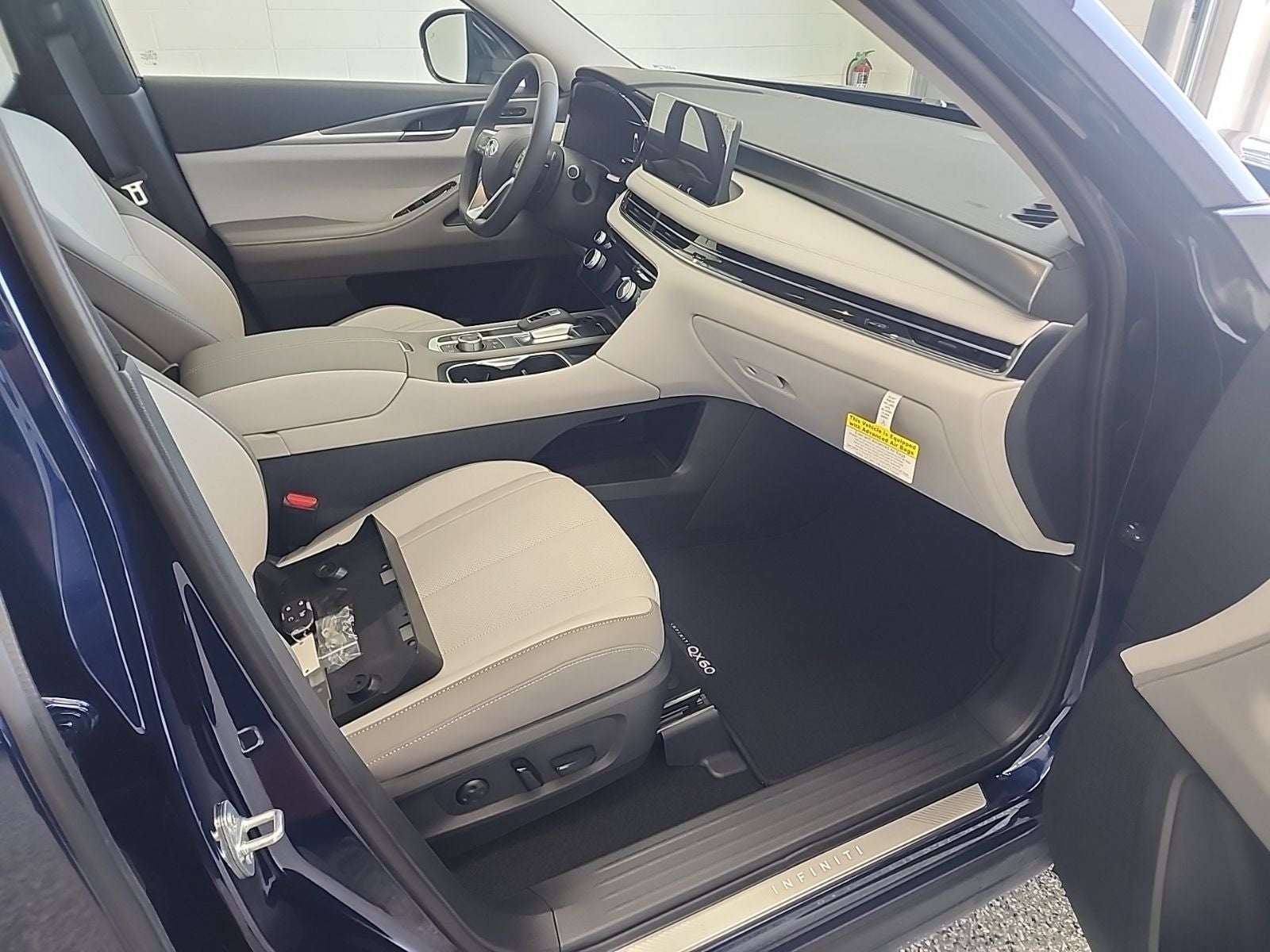 2026 INFINITI QX60 PURE