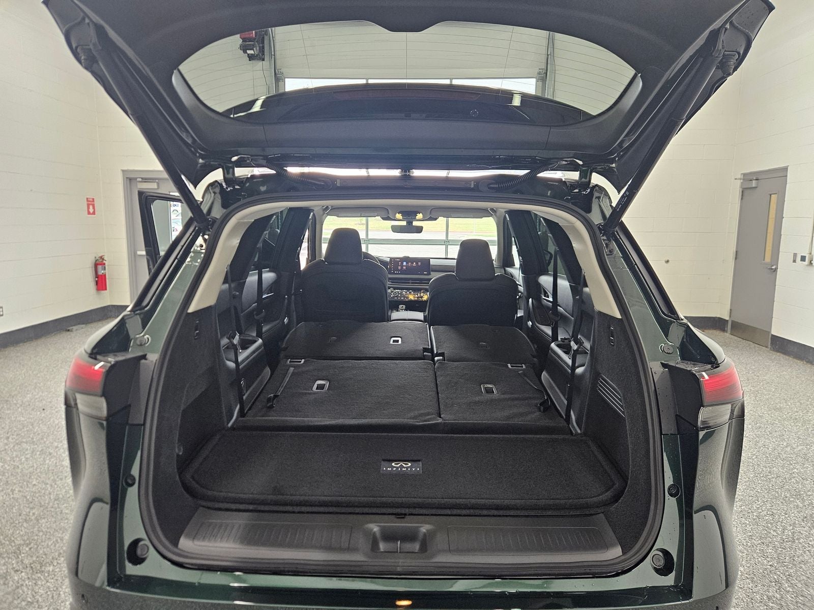 2027 INFINITI QX60 LUXE AWD