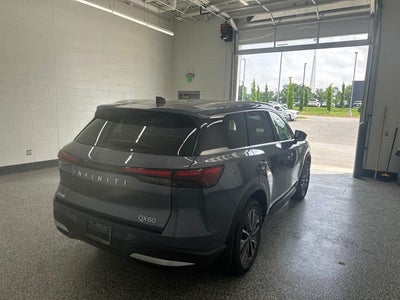 2027 INFINITI QX60 LUXE