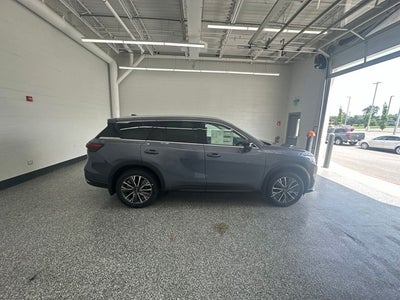 2027 INFINITI QX60 LUXE