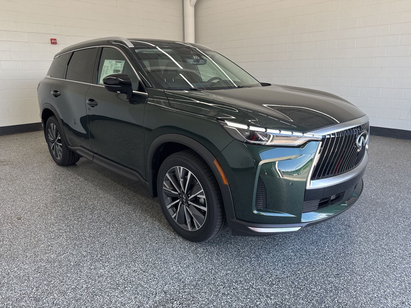 2027 INFINITI QX60 LUXE